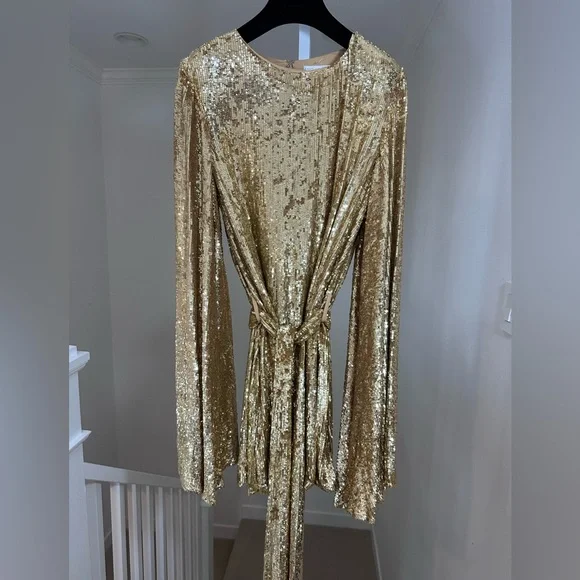 NWOT Caroline Constas Gold Sequin bell sleeve party dress, Large, $895  Retail - threedaughtersproperties.com